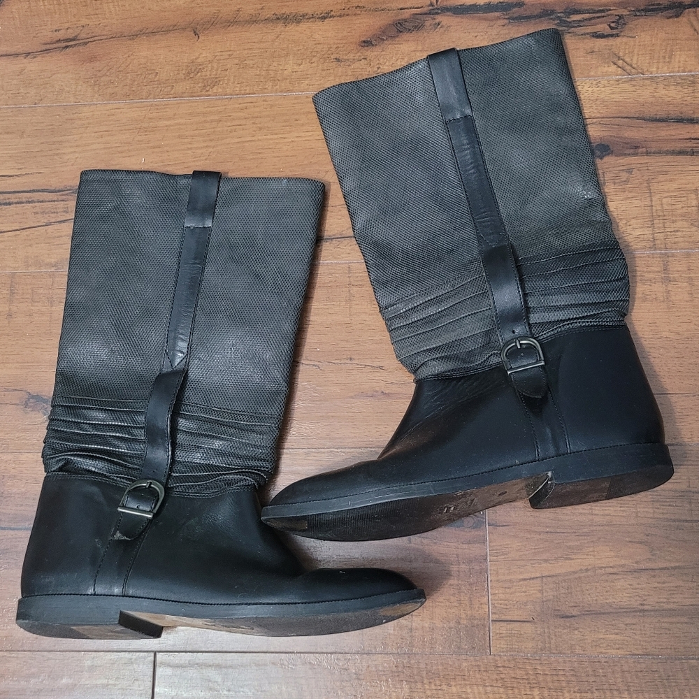 Y2K New York transit black women's boots size 8.5B